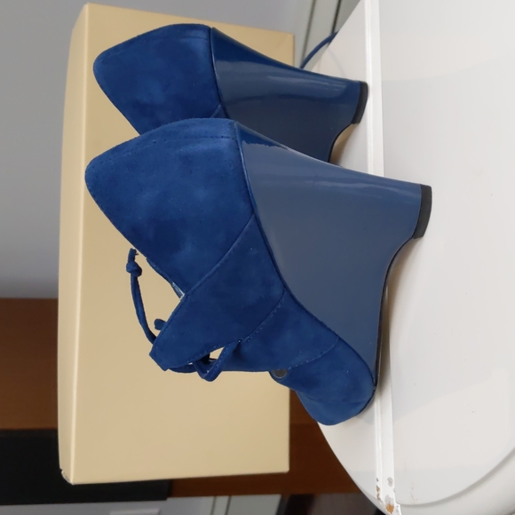 Franco Sarto Royal Blue Lace Up Deco Suede Wedge 7 - Picture 16 of 17